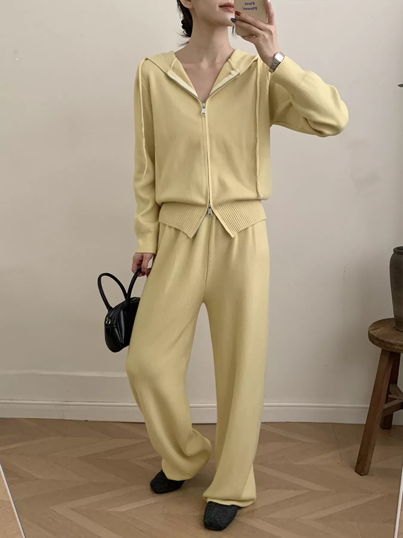 17f6997b32f84f44833adeacb1b58409-Max-Origin.jpg Zip Up Cardigan and Drawstring Wide Leg Pants Knit Set - Image 24