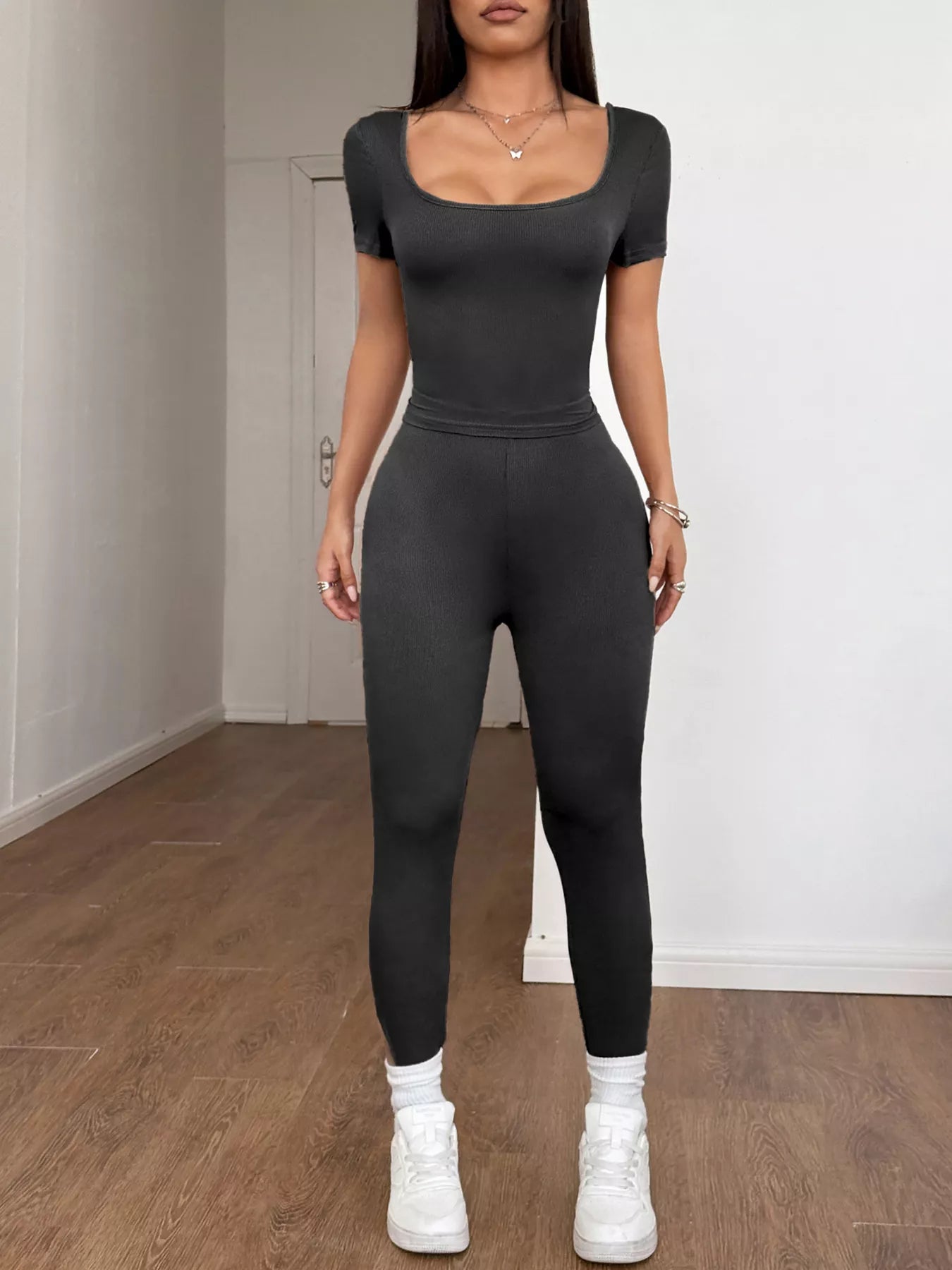 22ce316eccc2484e9183c1e86a7737ef-Max-Origin.jpg Short Sleeve Top and Leggings Set