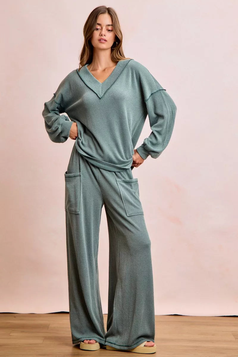 2d2f6e19204942eeb4d8f41011f34bf0-Max-Origin.jpg BiBi Two Tone Cord Rib Contrast Stitching V-Neck Top and Pants Set - Image 2