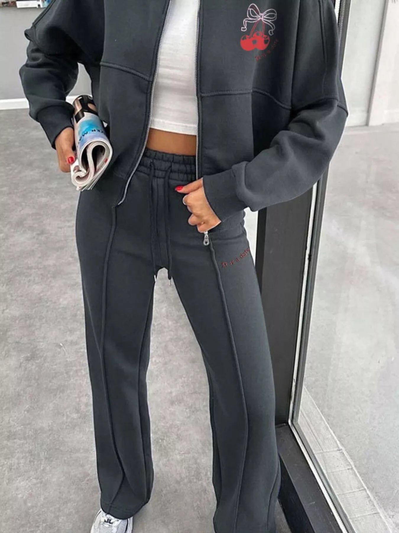 5fec5c21-73f2-4cf5-9409-73e8a1fd5fb8-Max-Origin.jpg Zip Up Dropped Shoulder Outerwear and Pants Set - Image 18
