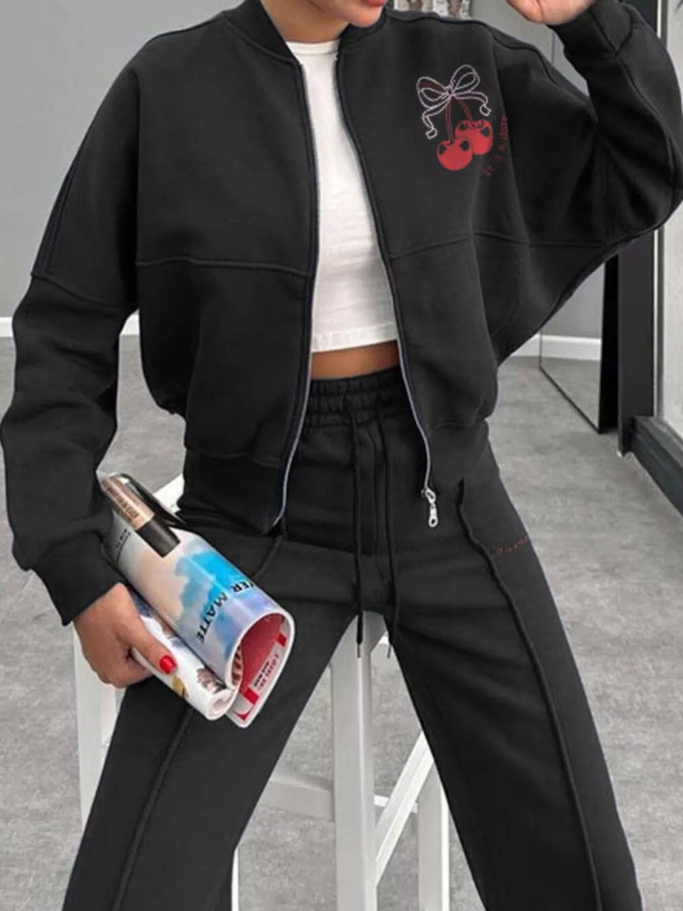 73aebef9-77d3-40a6-bfa2-ff406b4a782c-Max-Origin.jpg Zip Up Dropped Shoulder Outerwear and Pants Set - Image 6