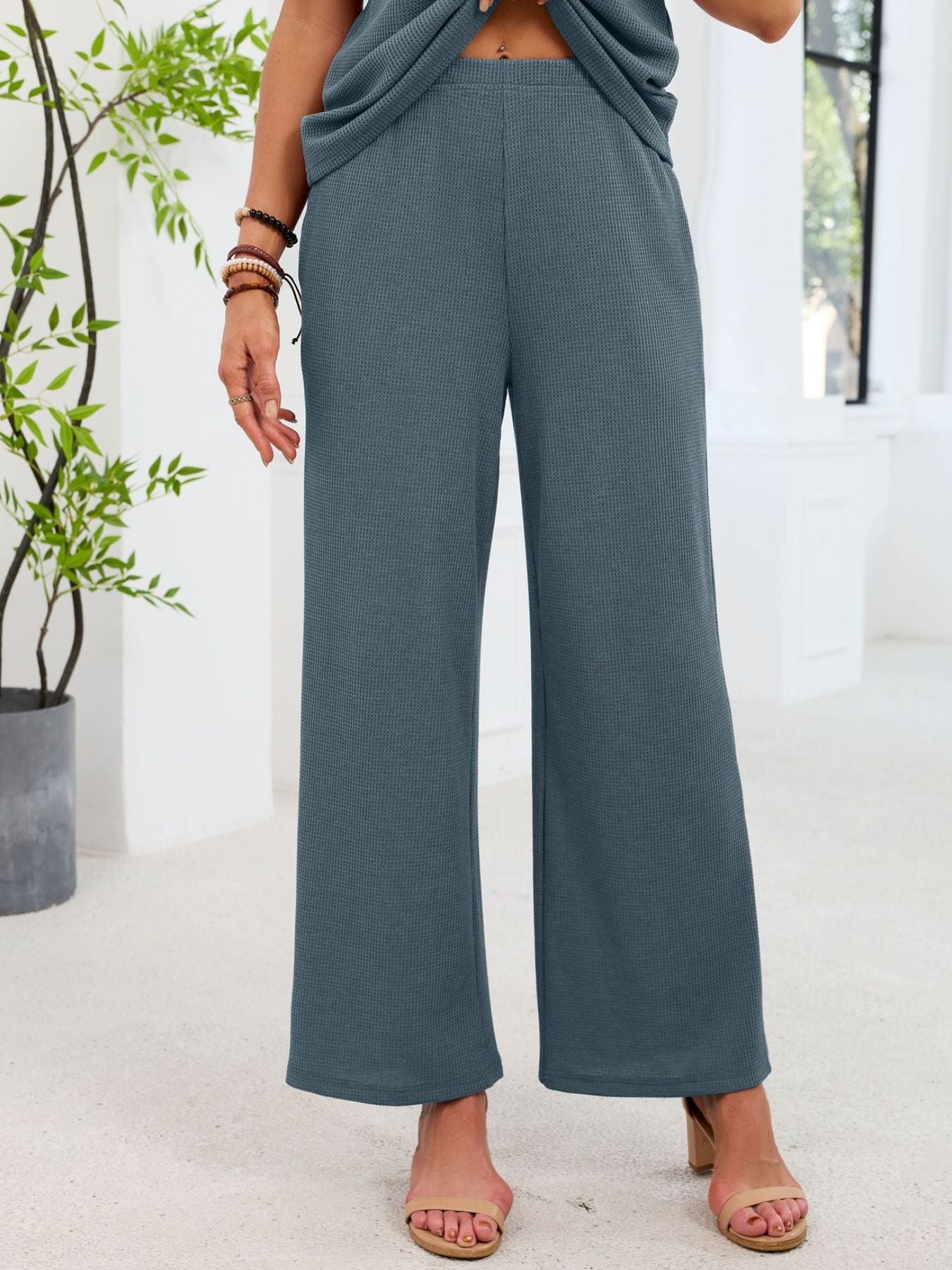 96250259-96f4-4f58-90ef-a3ff5b94b4ae-Max.jpg Lace Detail Short Sleeve Top and Pants Set - Image 14