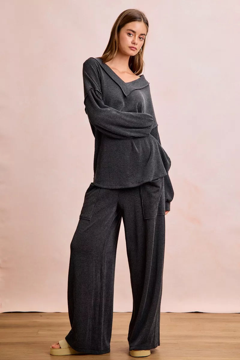 f399d36dd5ce4d51baee35065e876e79-Max-Origin.jpg BiBi Two Tone Cord Rib Contrast Stitching V-Neck Top and Pants Set - Image 8