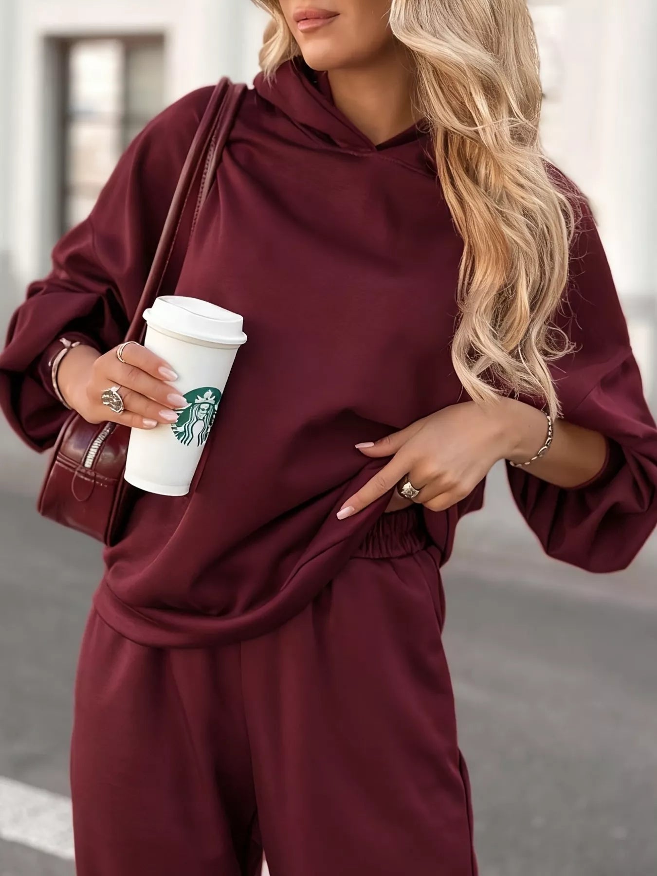 ff230097193848369ffc2802f2edd84f-Max-Origin.jpg Casual Hoodie and Cropped Pants Set - Image 3